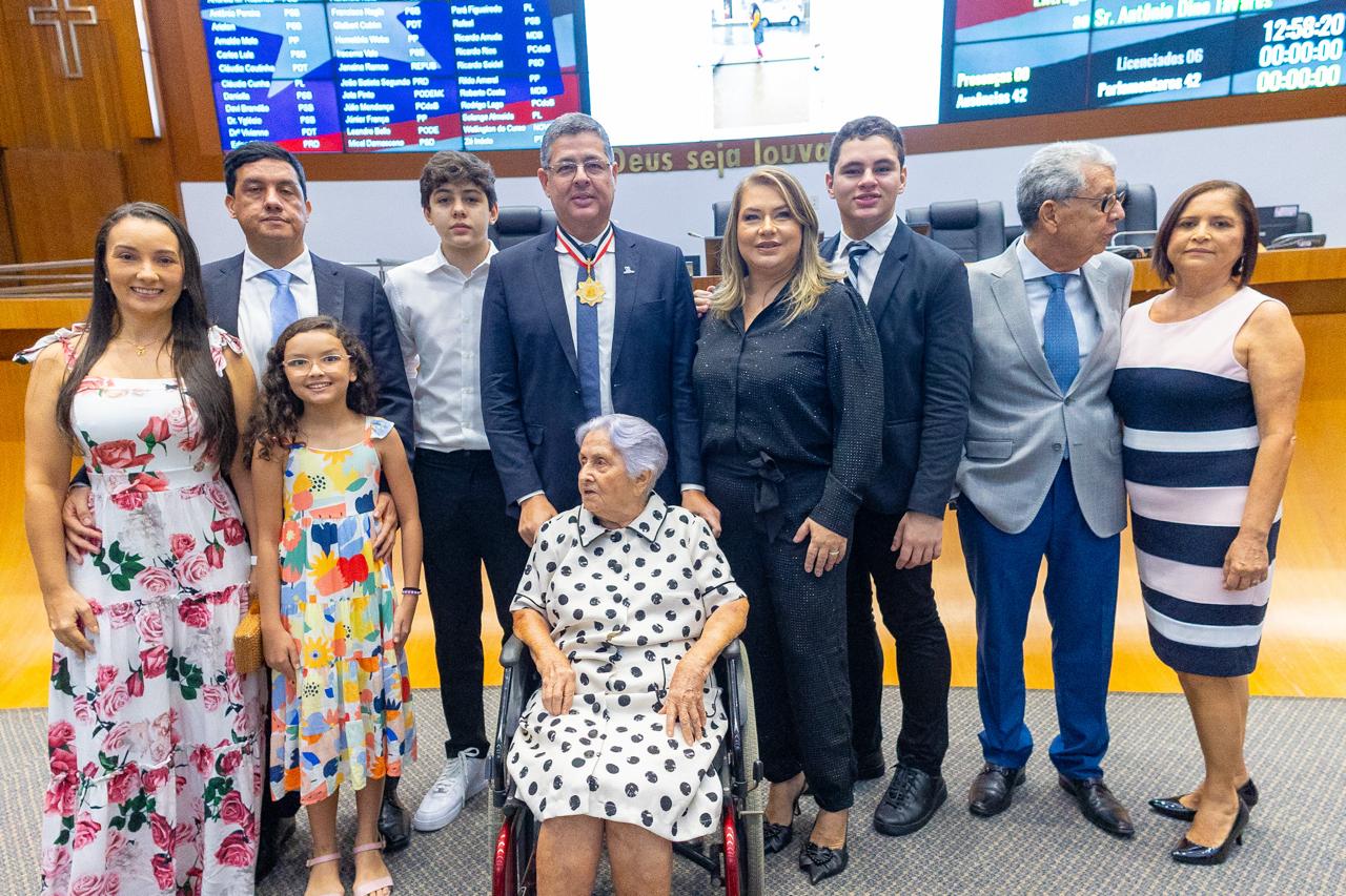 Entrega de Medalha a Antônio Dino